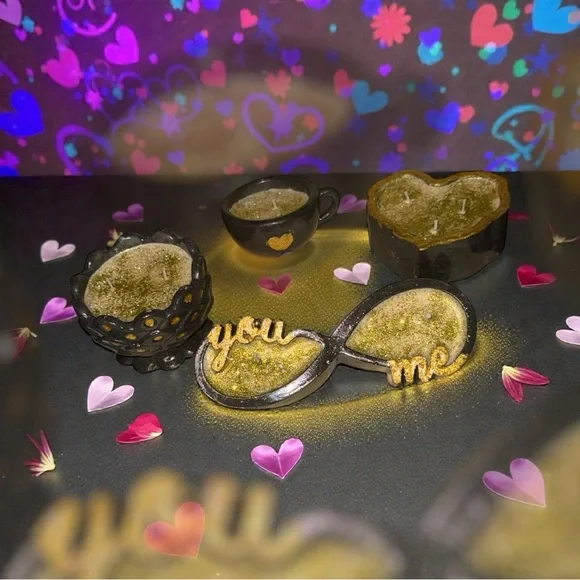 Fireside | Handmade Soy Candle in Handmade Resin Container - Picture 8 of 9